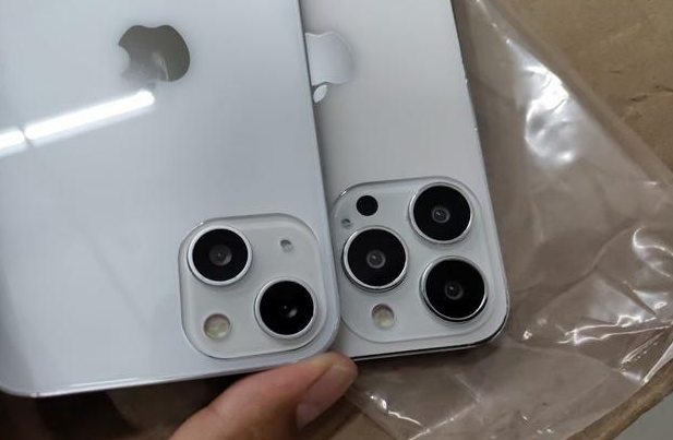 海陵苹果手机维修分享iPhone 13‌机模长什么样 