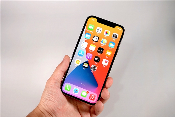 海陵苹果手机维修分享iOS 14.2修订版已到，专属iPhone 12系列 