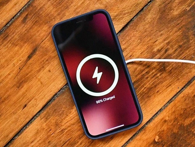 海陵苹果手机维修分享iPhone 12可以随便充电吗 